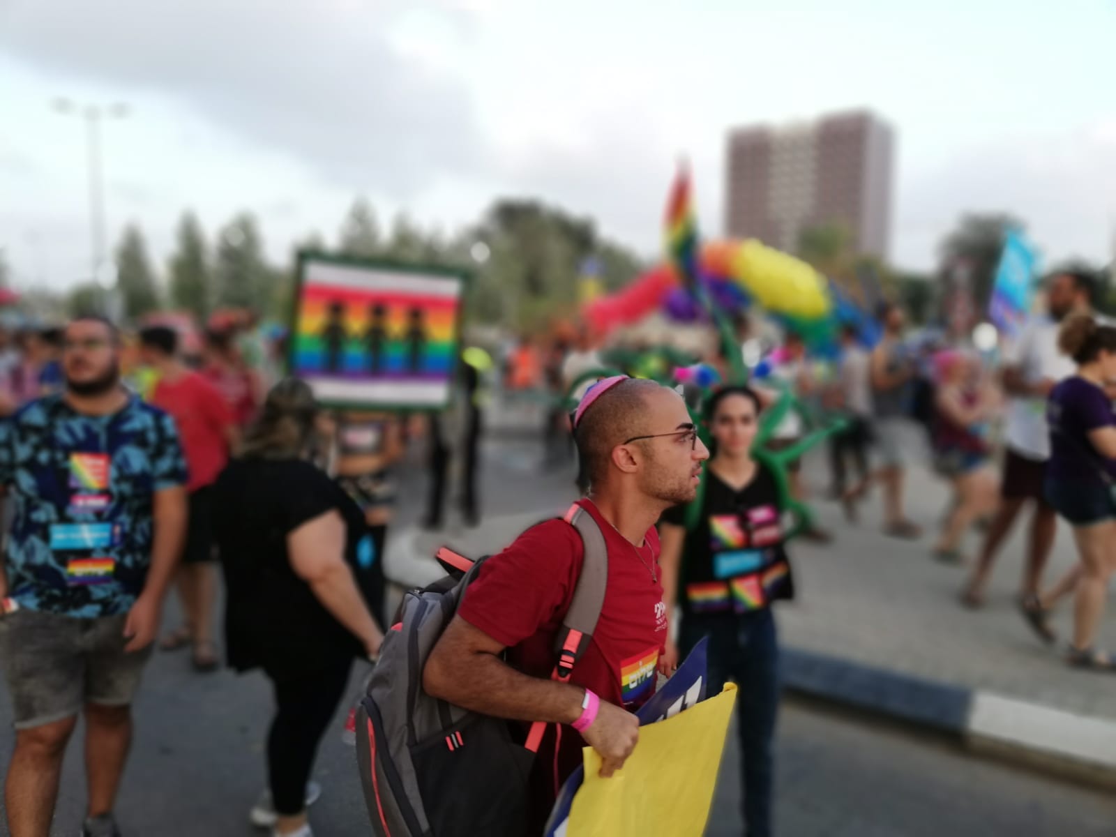 במצעד הגאווה בבאר שבע צעדו חילוניים ודתיים יחד (צילום: ערן בר שושן)